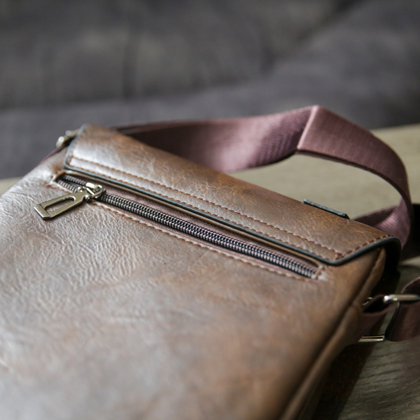 Weixier Retro PU Leather Crossbody Bag