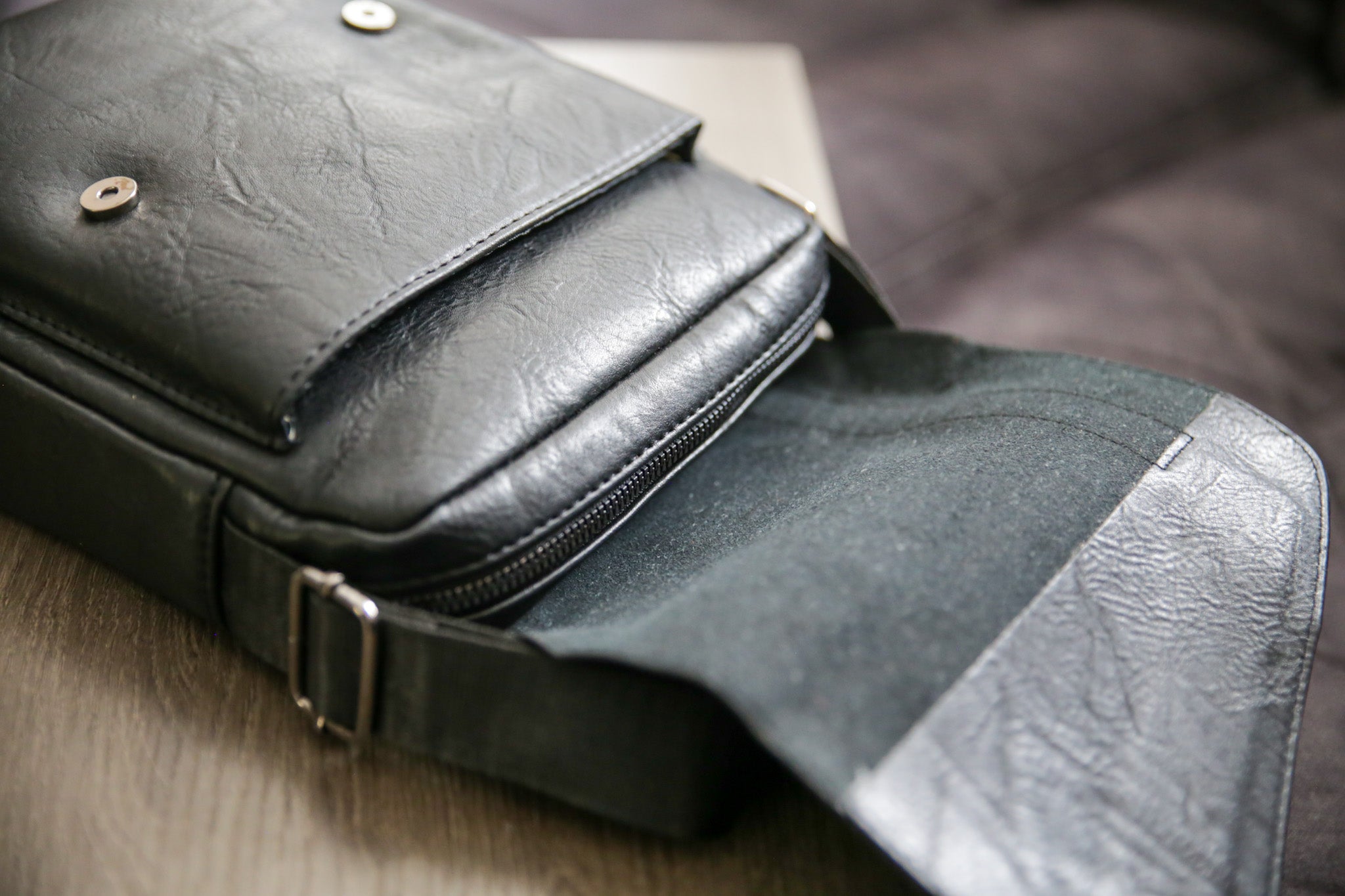 Weixier Shoulder Bag